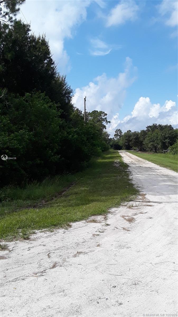 Clewiston, FL 33440,324 PINE CONE AVE