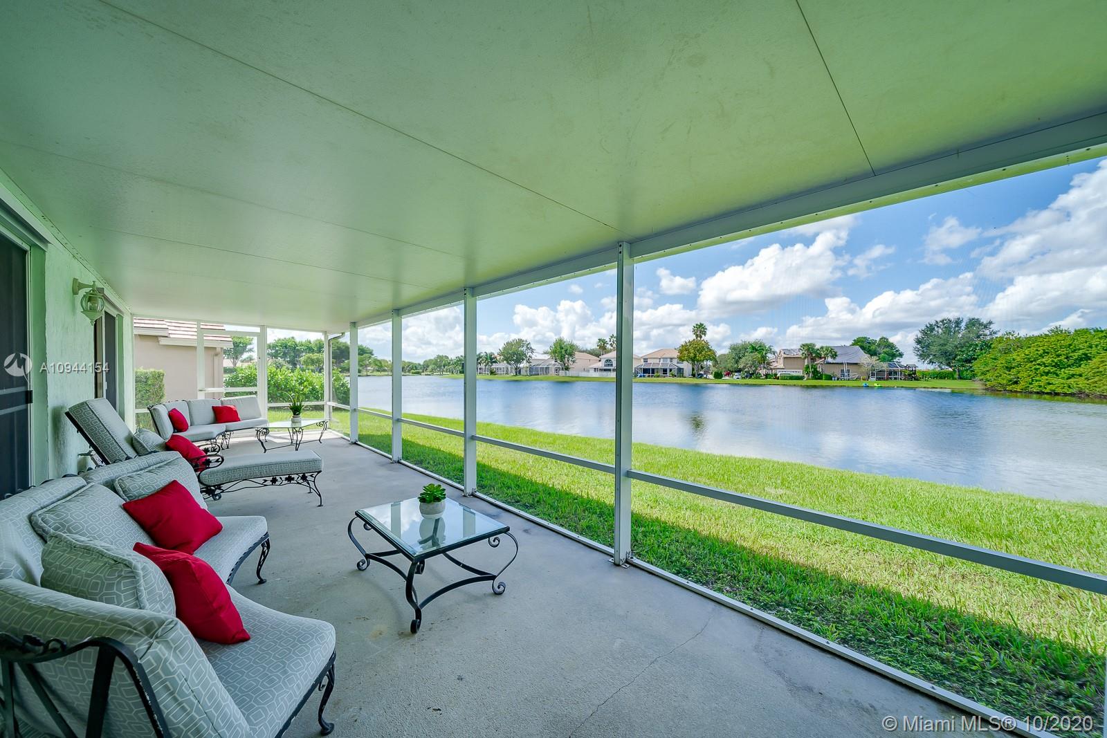 Boca Raton, FL 33498,10680 Plainview Cir