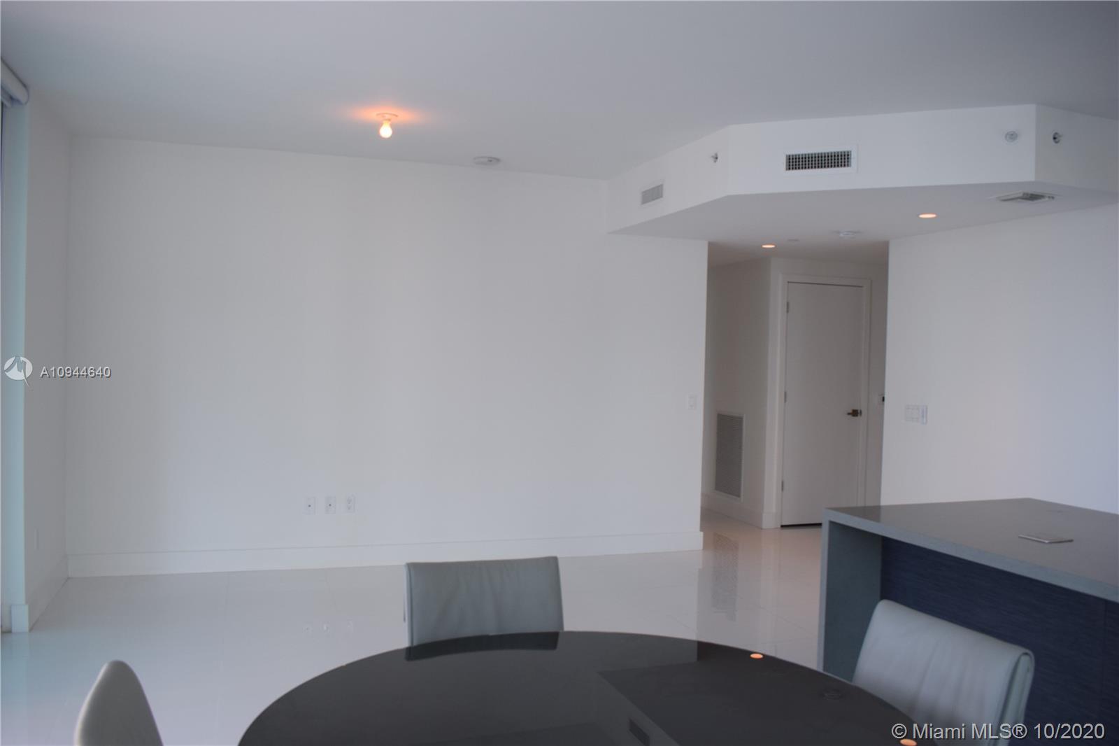 Miami, FL 33131,1080 Brickell Ave #3306