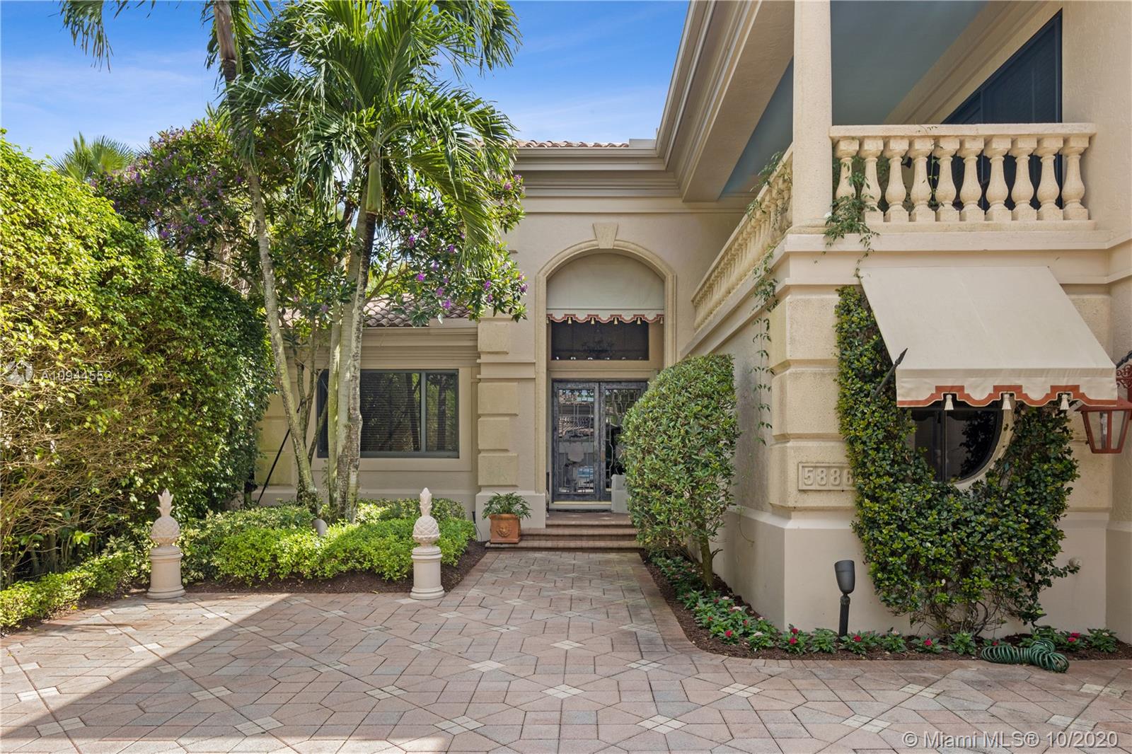 5886 NW 25th Ct, Boca Raton, FL 33496