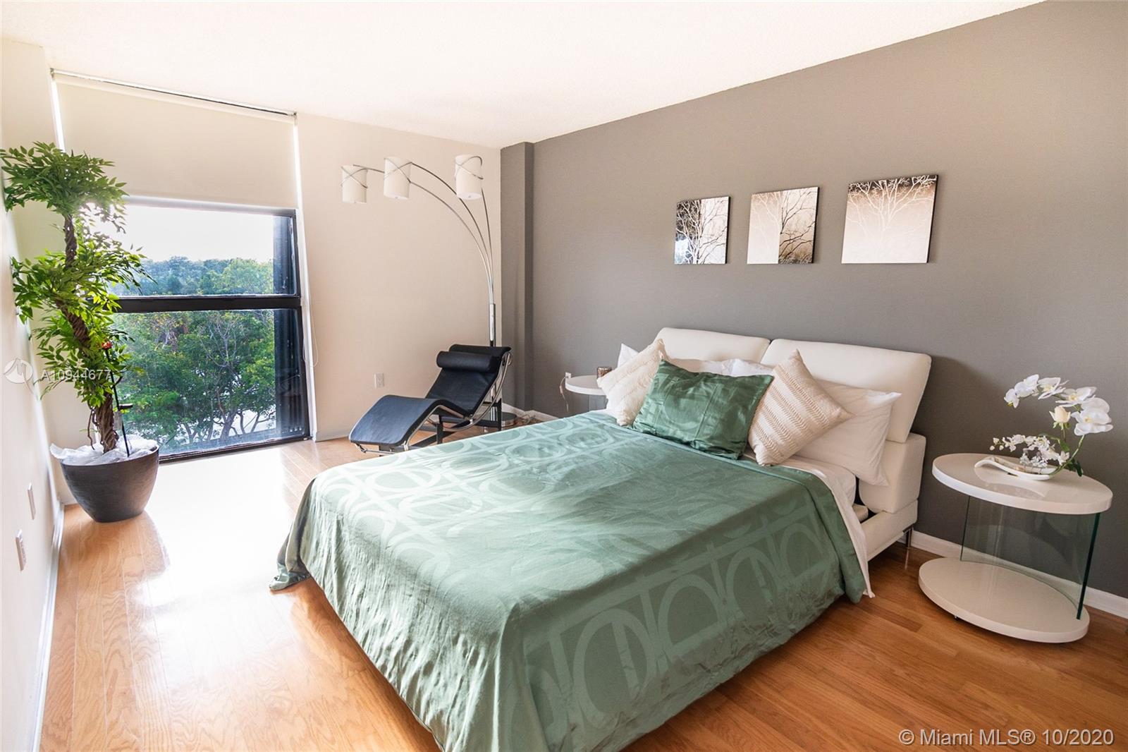 Property photo # 4