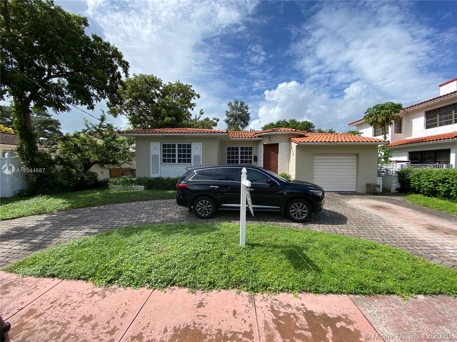 Miami Beach, FL 33140,6120 Pine Tree Dr