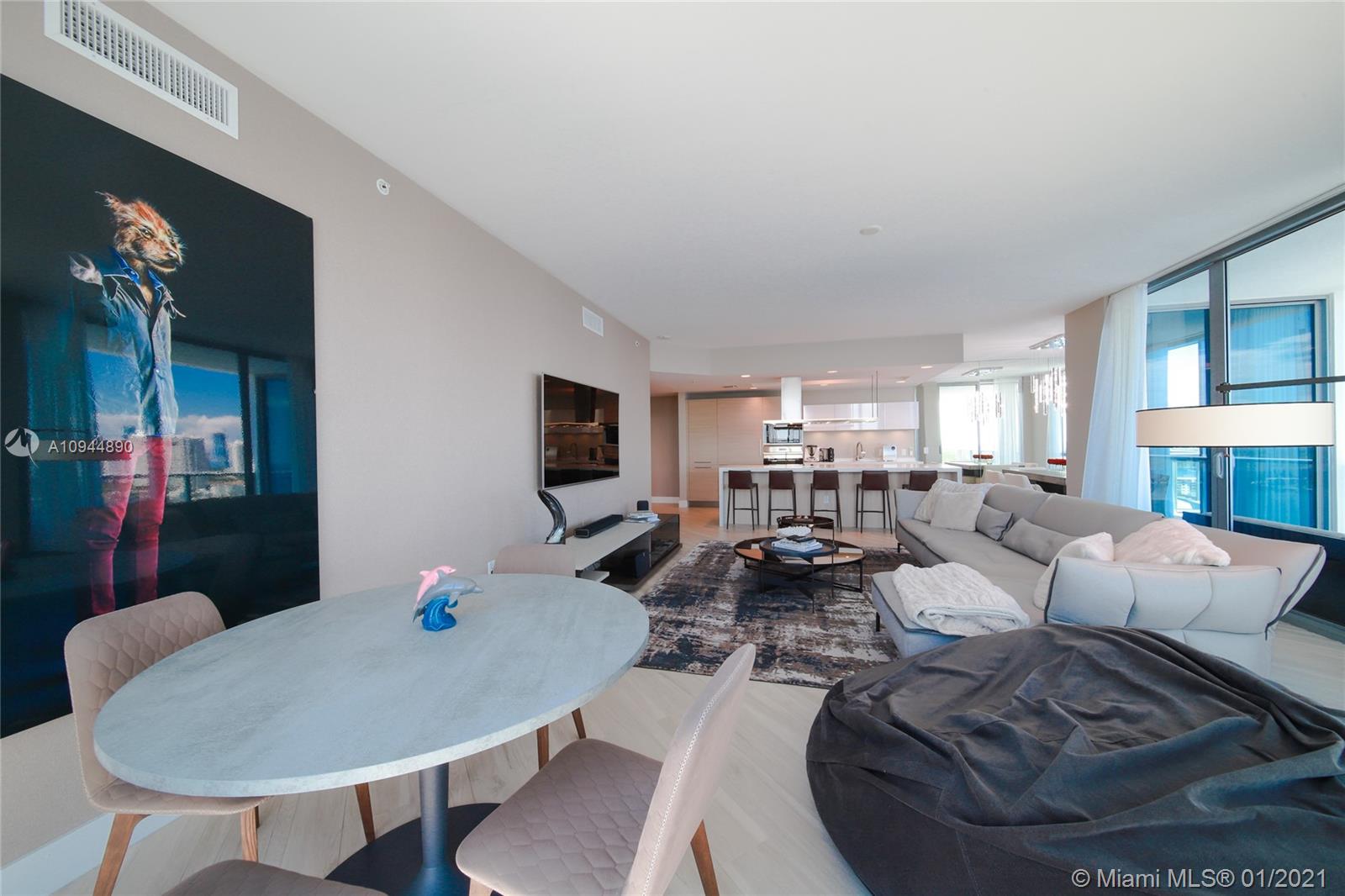Property photo # 2