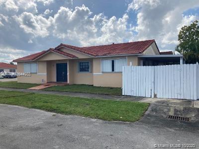 Hialeah, FL 33016,2707 W 71st Pl