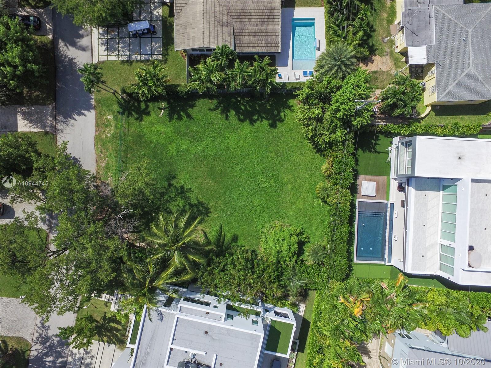 Key Biscayne, FL 33149,159 Buttonwood Dr