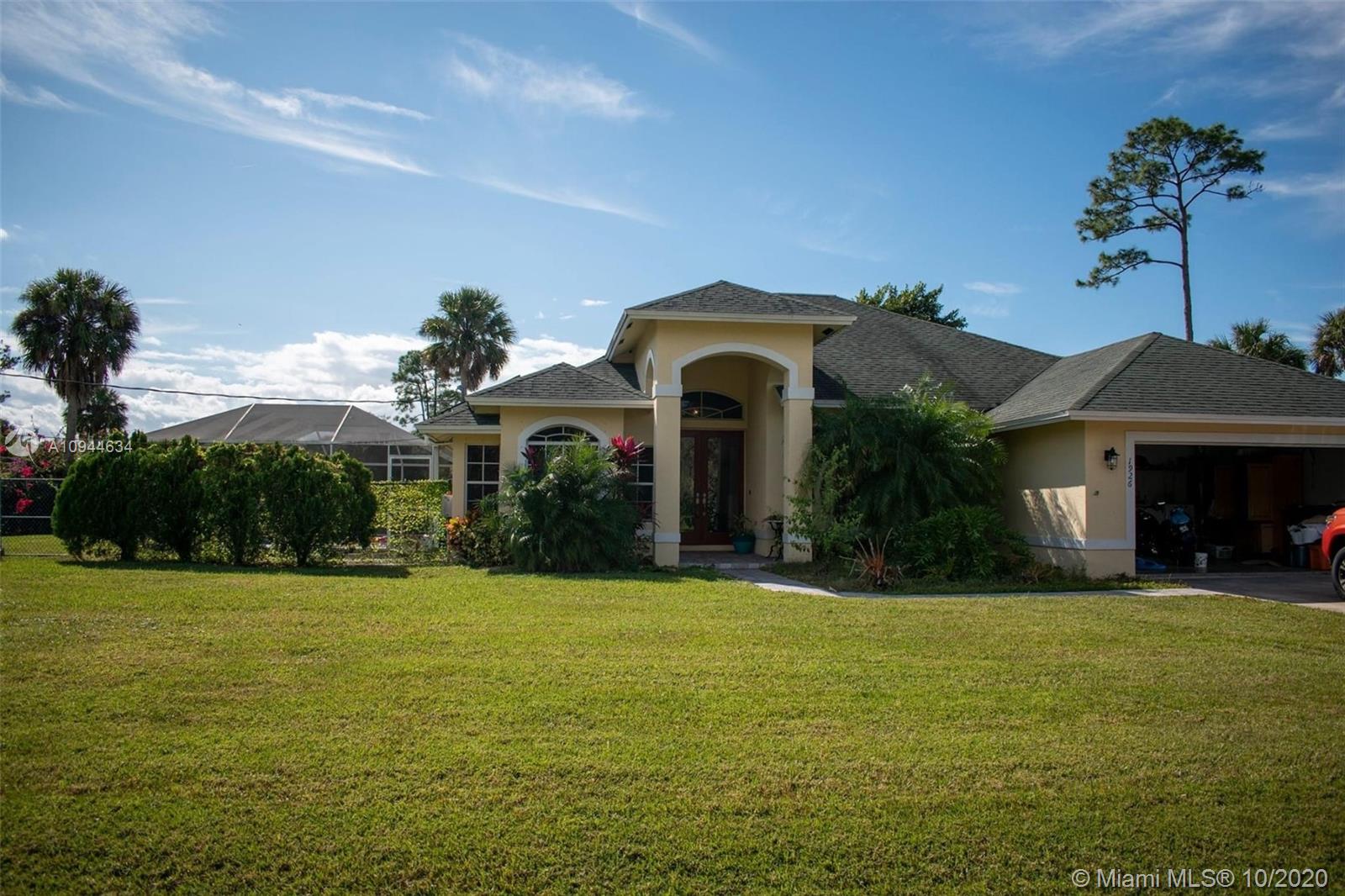 1926 SW Import Dr, Port St. Lucie, FL 34953