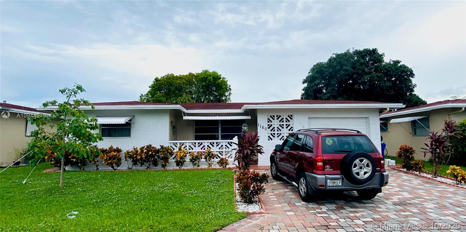 1160 NW 49th St, Deerfield Beach, FL 33064