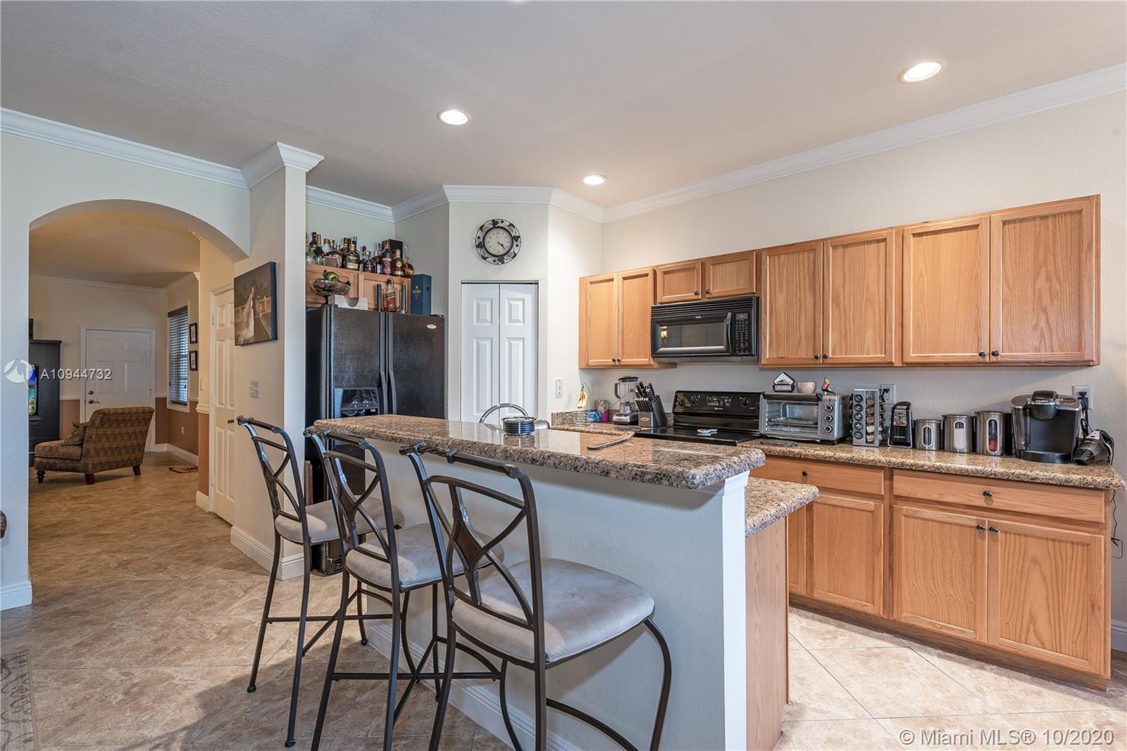 Property photo # 9