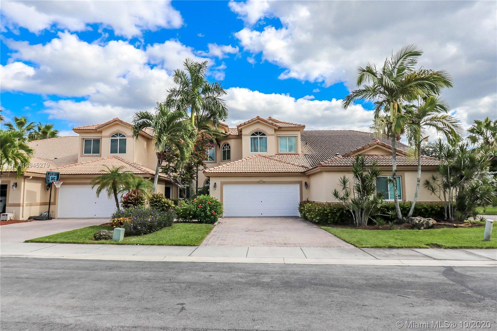 Davie, FL 33328,5134 W Madison Lakes Cir W