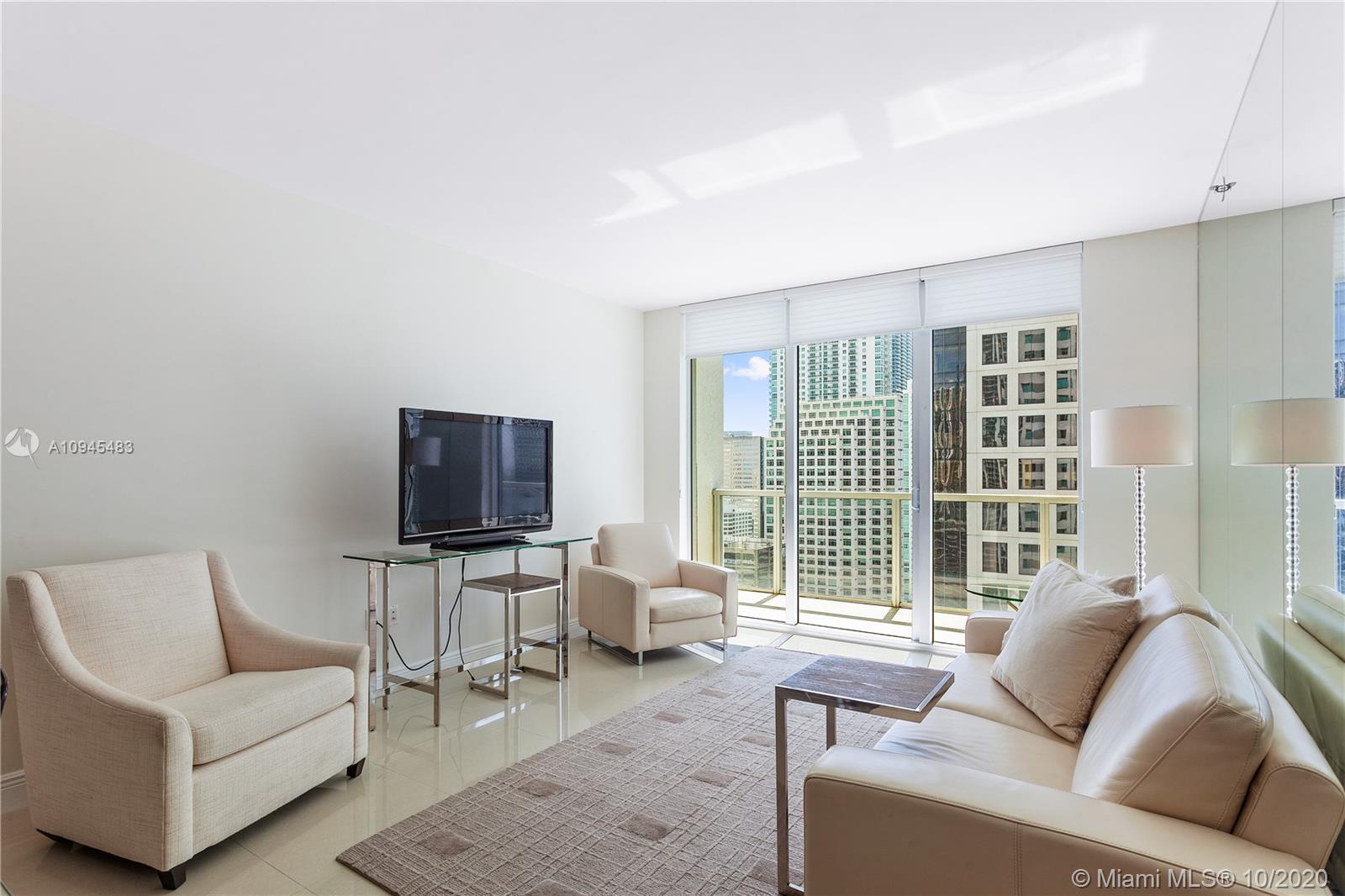 Miami, FL 33131,500 Brickell Ave #2804