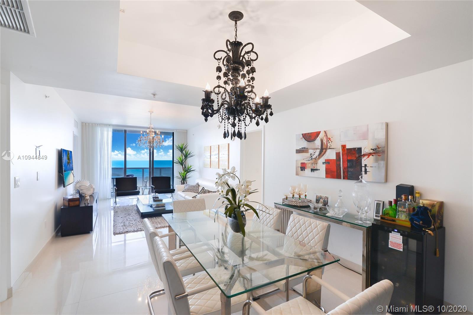 Sunny Isles Beach, FL 33160,18201 Collins Ave #902