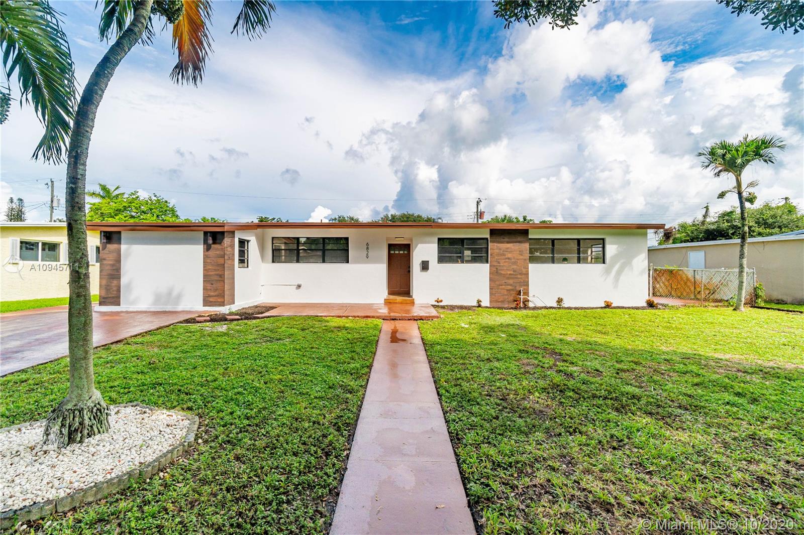 6829 NW 14th Ct, Plantation, FL 33313