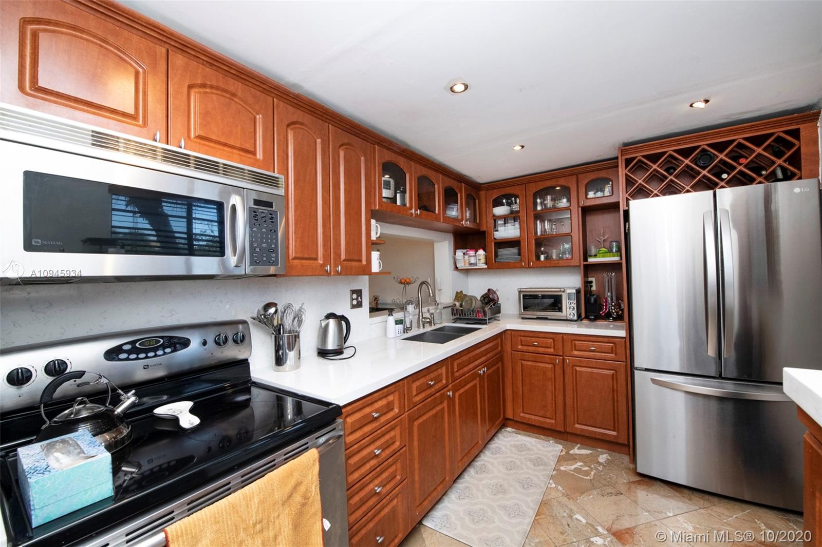 Property photo # 6