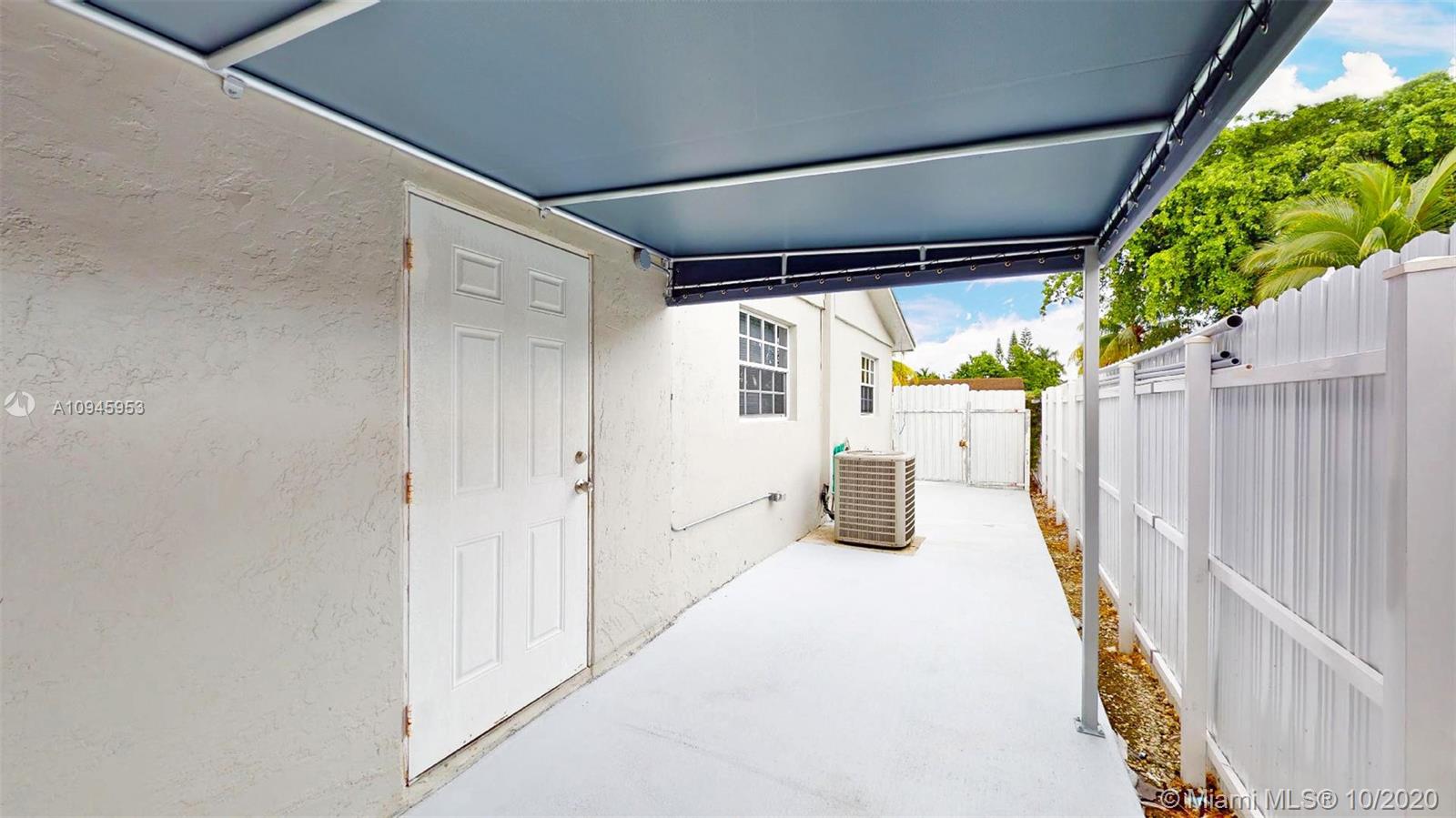 15340 SW 306th St B, Homestead, FL 33033