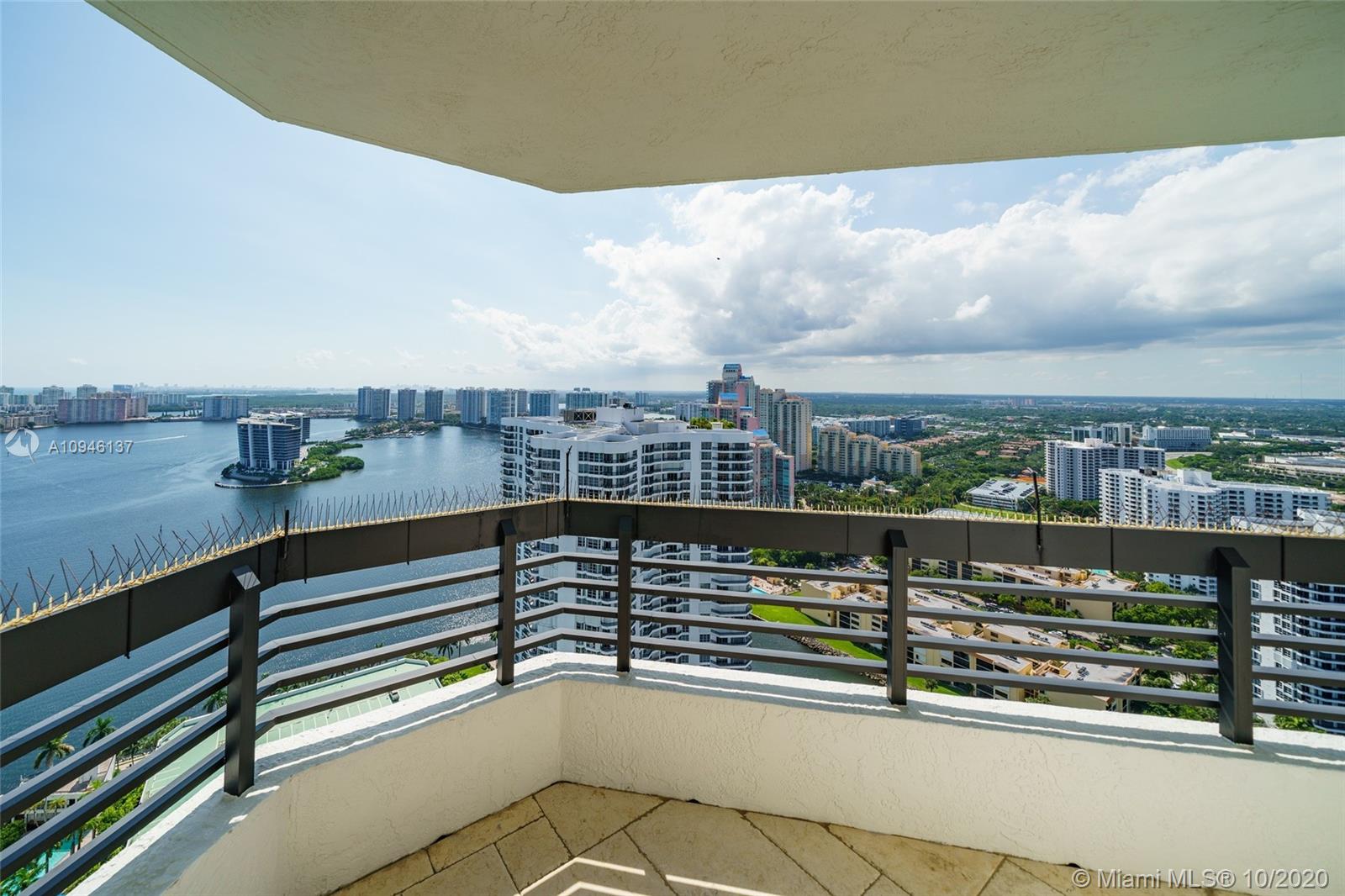 Aventura, FL 33180,3500 Mystic Pointe Dr #LPH1