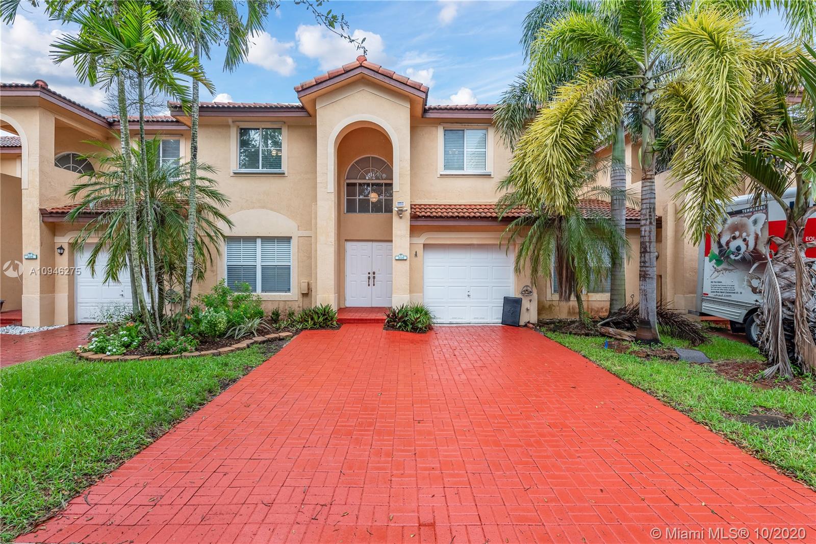 209 Mahogany Ter, Davie, FL 33325