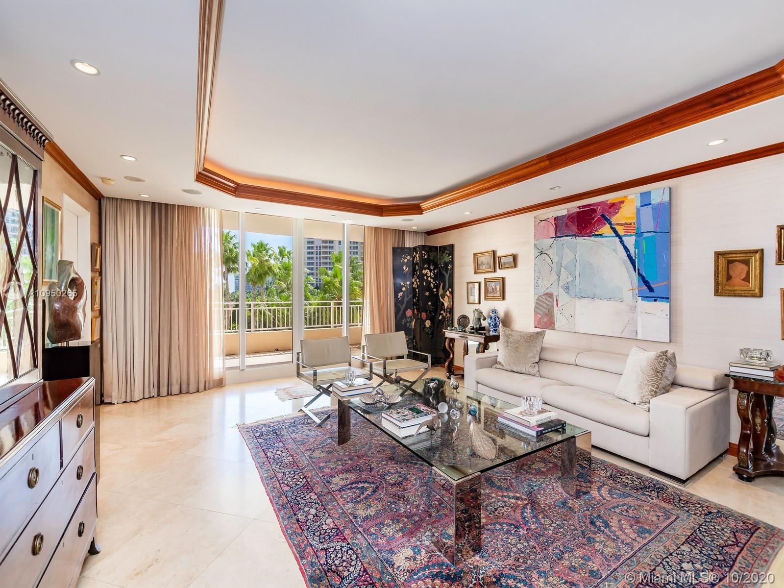 Photo 2 of Ocean Club Ocean Tower 2 Apt 507 in Key Biscayne - MLS A10950265