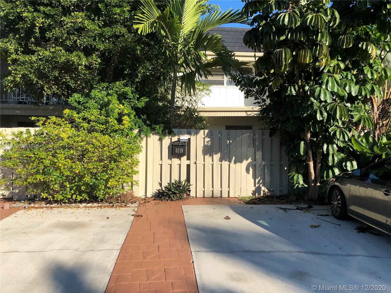 8219 SW 82nd Pl 8219, Miami, FL 33143