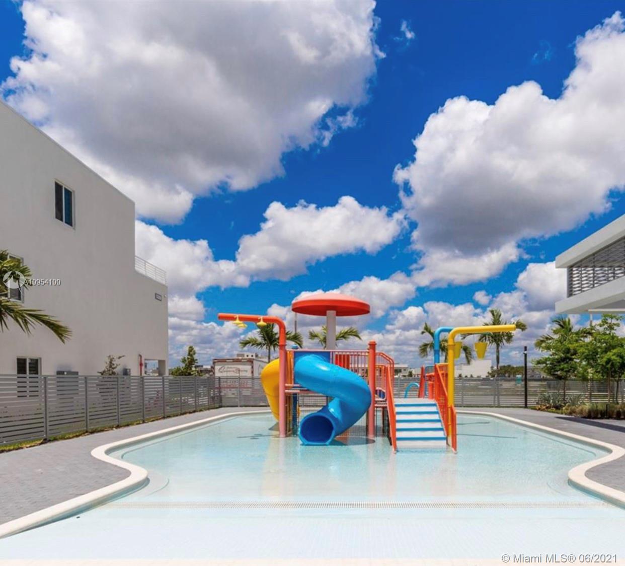 Photo 12 of 6416 105th Pl in Doral - MLS A10954100