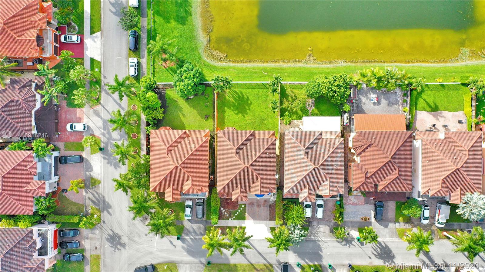 Photo 2 of 6562 164th Ct in Miami - MLS A10955246