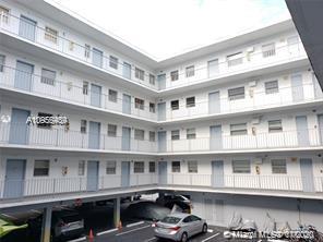 Miami Beach, FL 33139,221 Meridian Ave #406