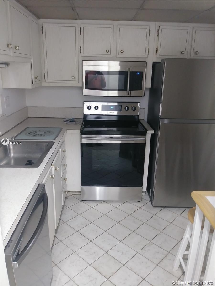 4801 NW 34th St 403