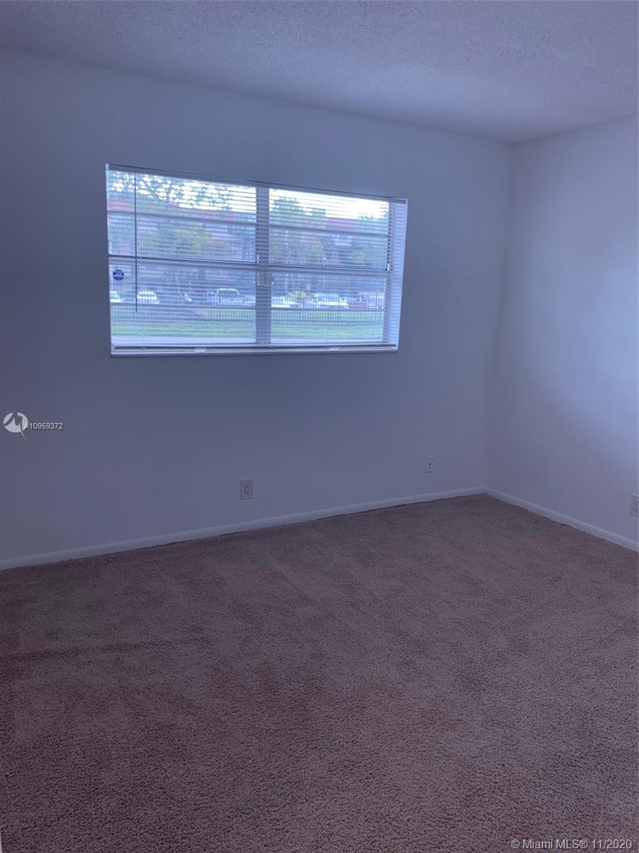 4801 NW 34th St 403