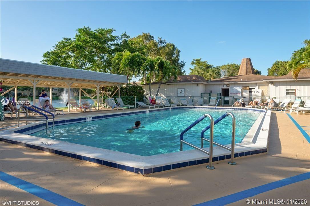 4801 NW 34th St 403