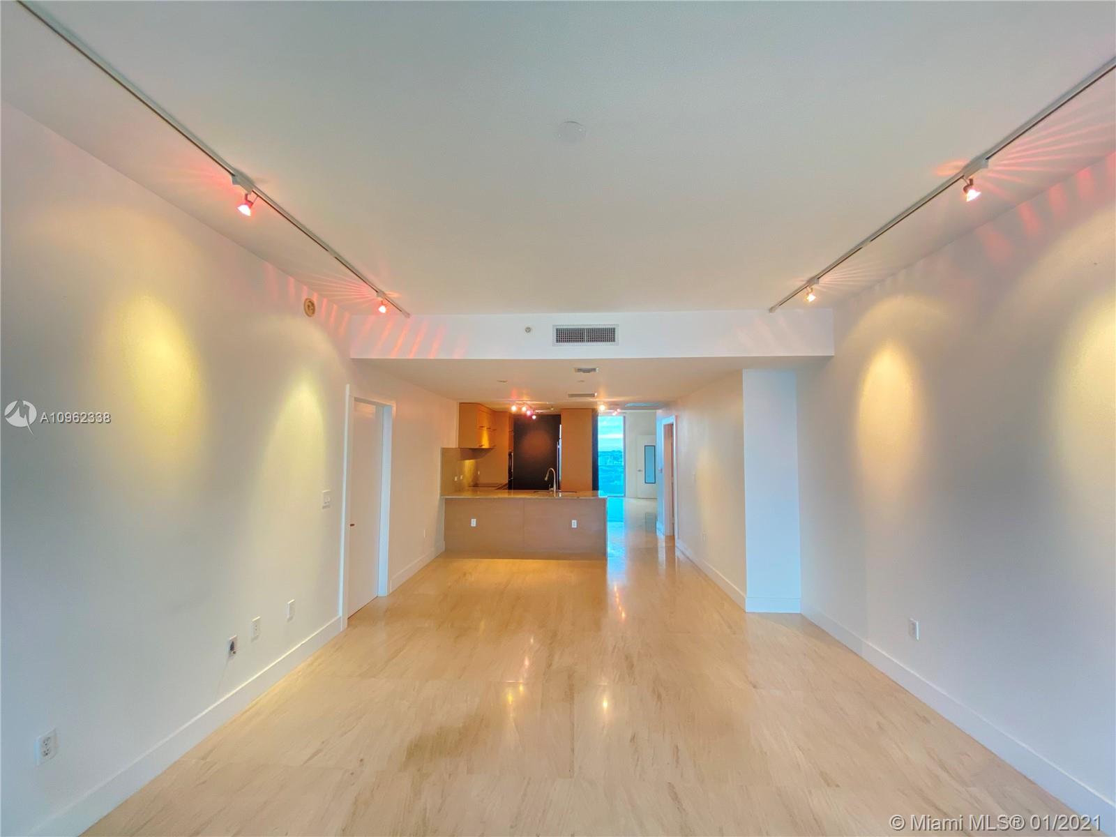Photo 2 of 900 Biscayne Bay Apt 3402 in Miami - MLS A10962338