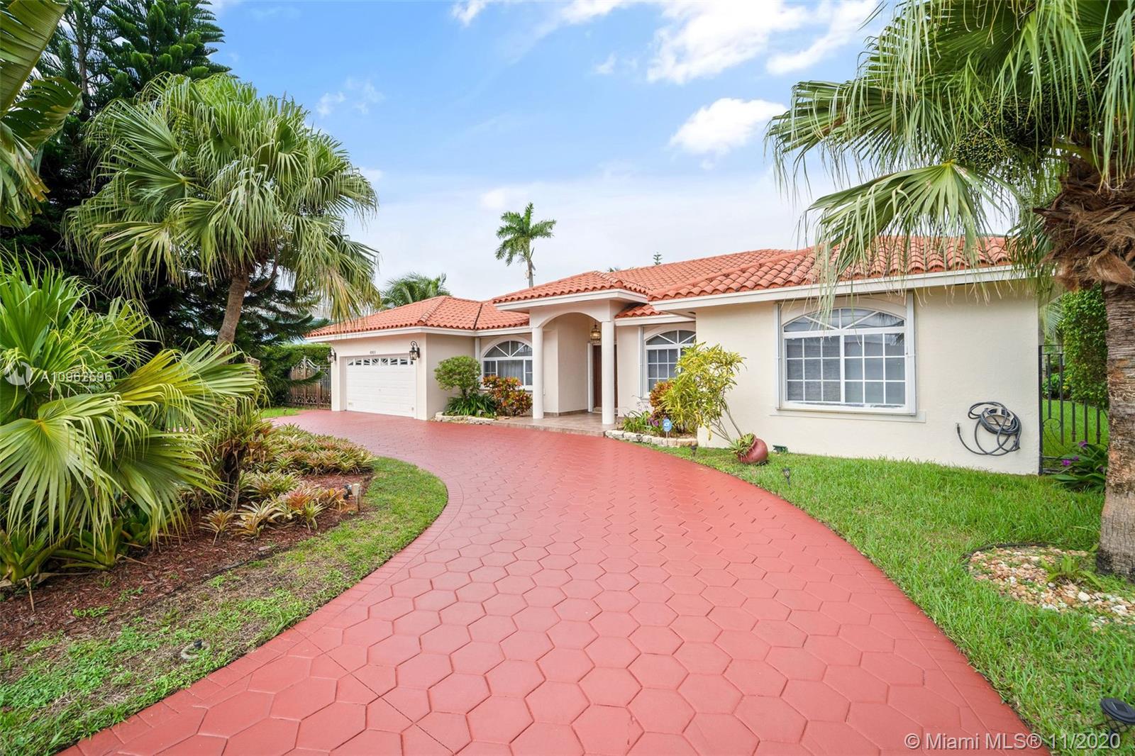 Hialeah, FL 33015,6821 Winged Foot Dr