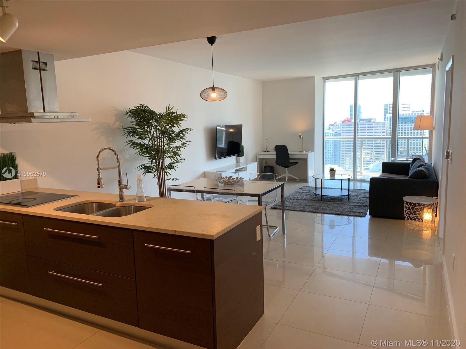 Miami, FL 33131,495 Brickell Ave #3707