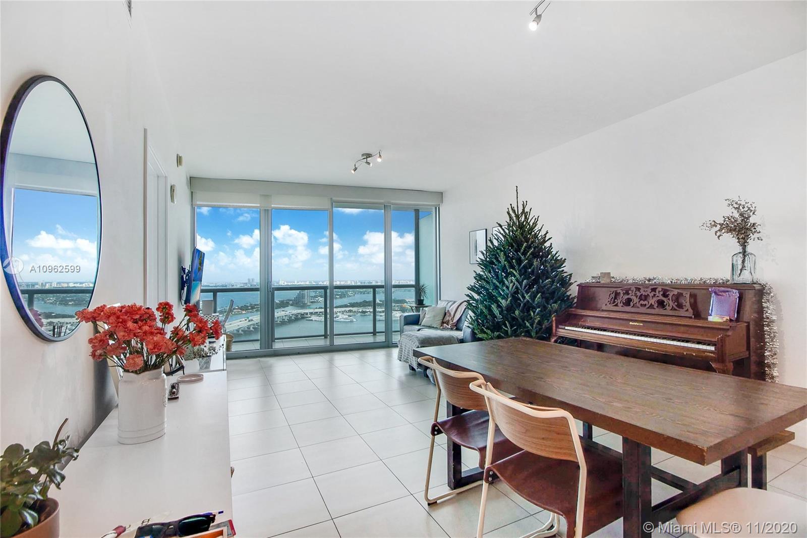 888 Biscayne Blvd #3810, Miami, FL 33132