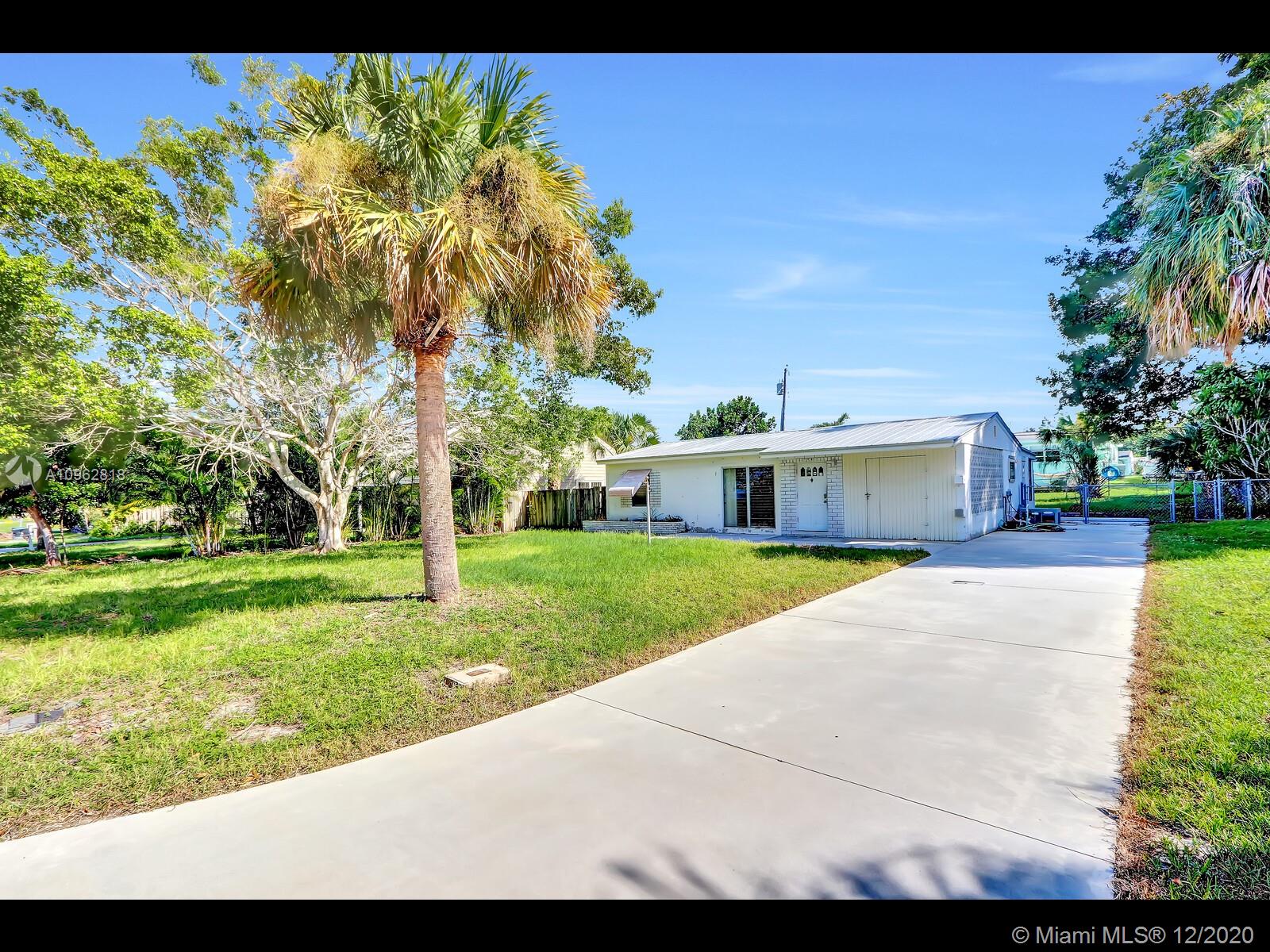 Jensen Beach, FL 34957,2596 NE Letitia St