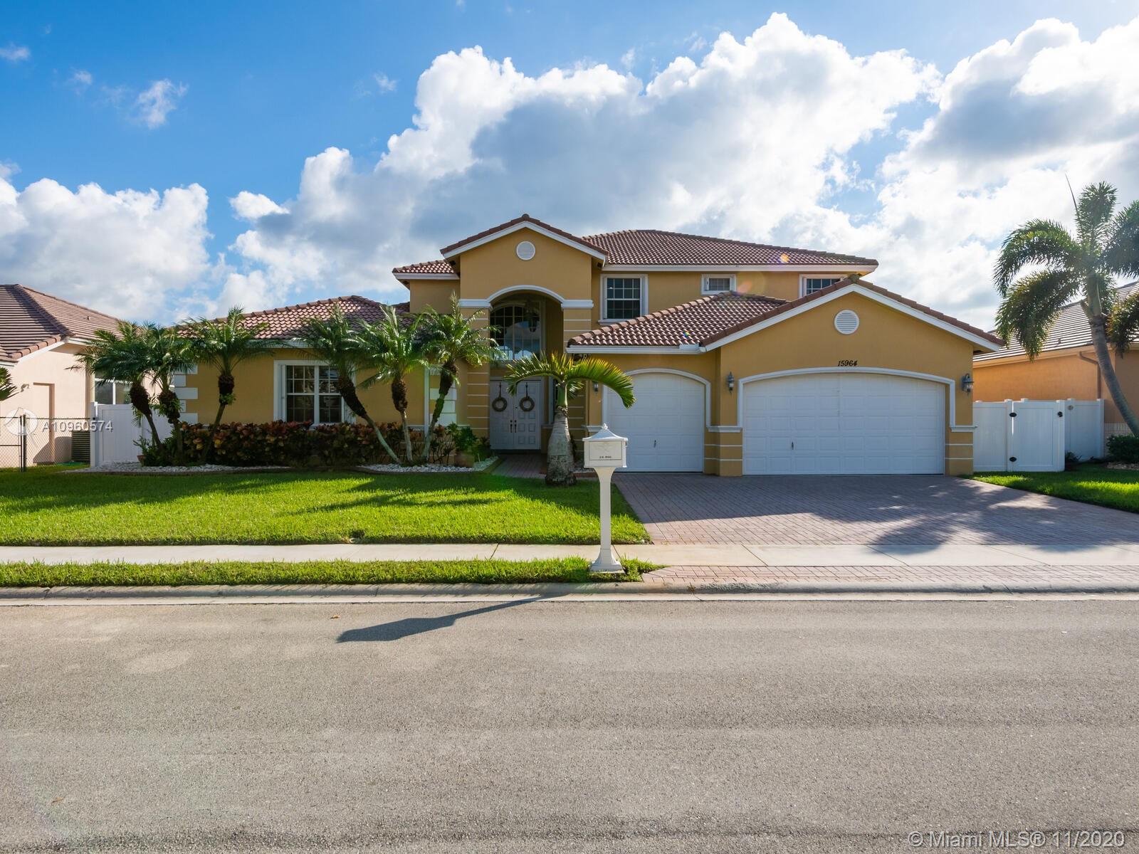 Pembroke Pines, FL 33027,15964 SW 4th St