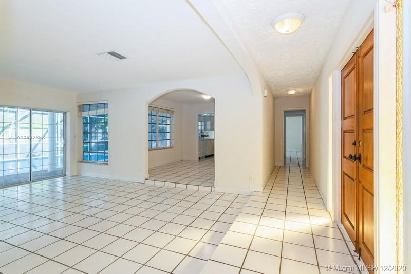 Palmetto Bay, FL 33158,14391 SW 73rd Ave