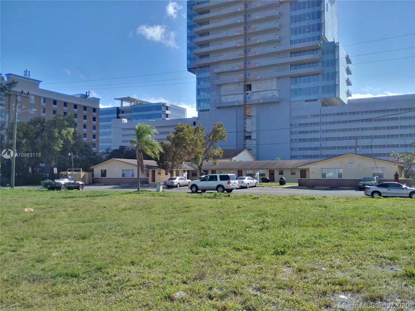 Hallandale Beach, FL 33009,400 SE 9th Ct