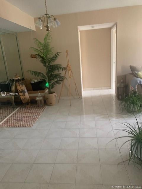 Sunny Isles Beach, FL 33160,17570 SE Atlantic Blvd #509