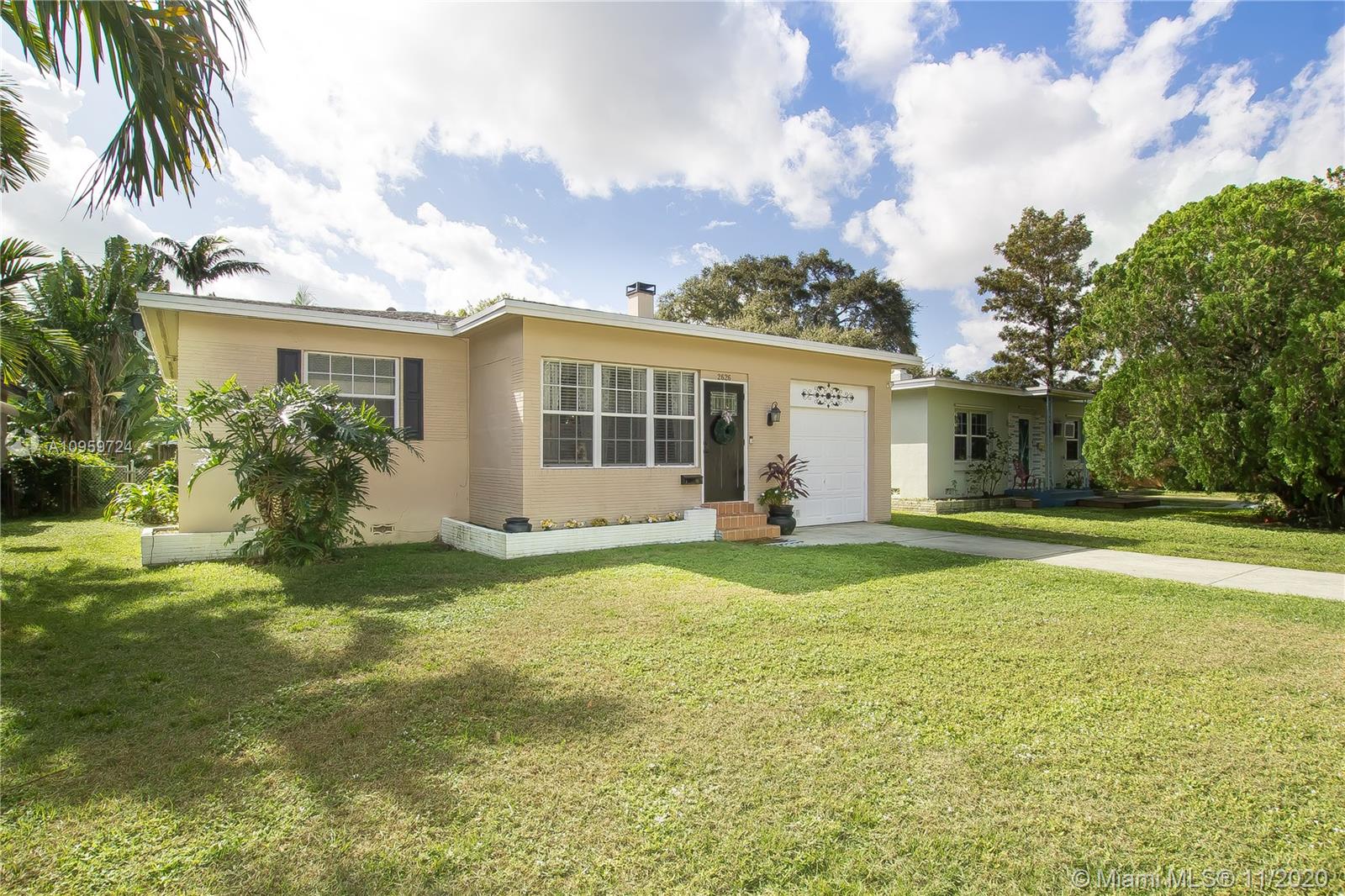 2626 Mckinley St, Hollywood, FL 33020