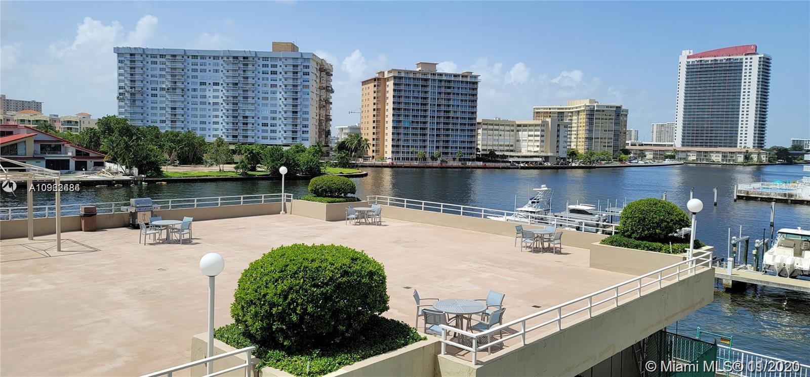 Hallandale Beach, FL 33009,1965 S Ocean Dr #2S