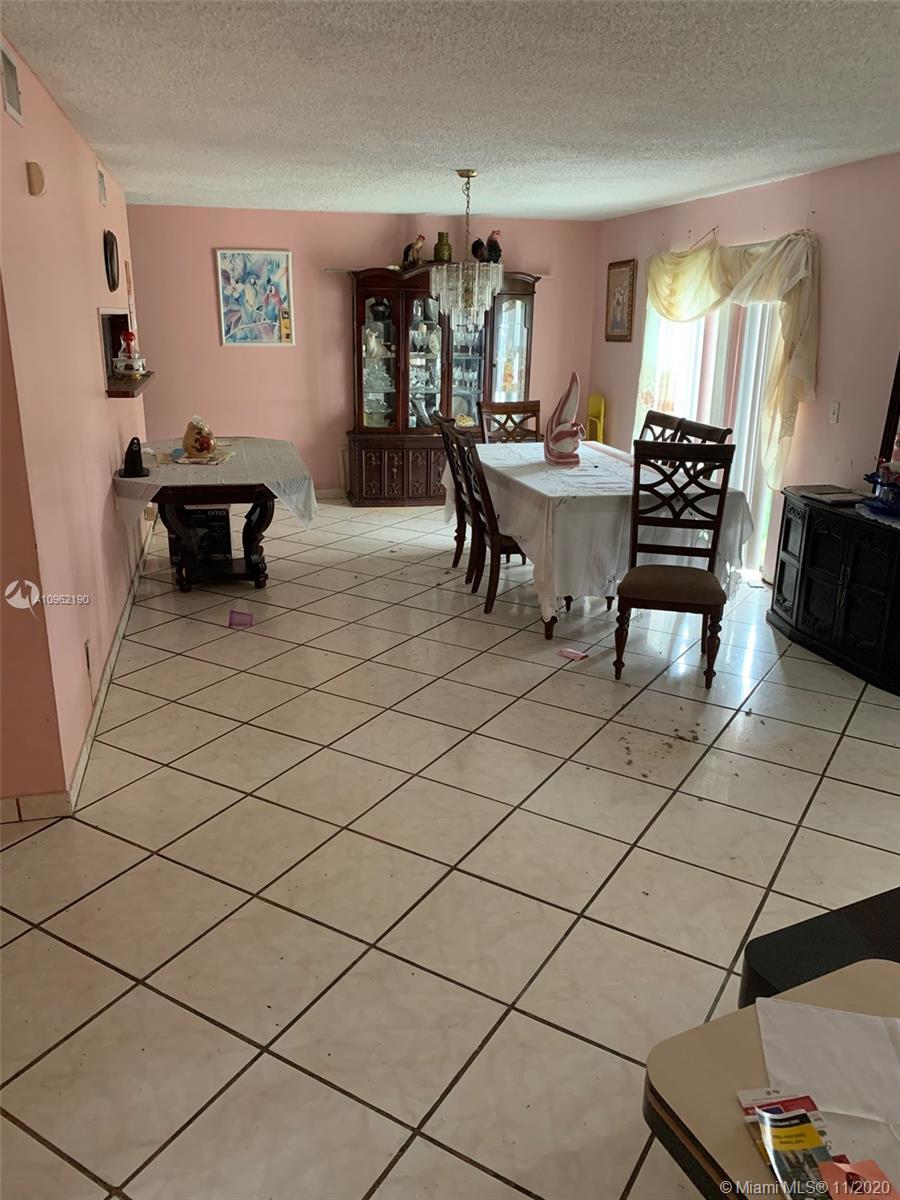 2939 NW 63rd Ter, Sunrise, FL 33313