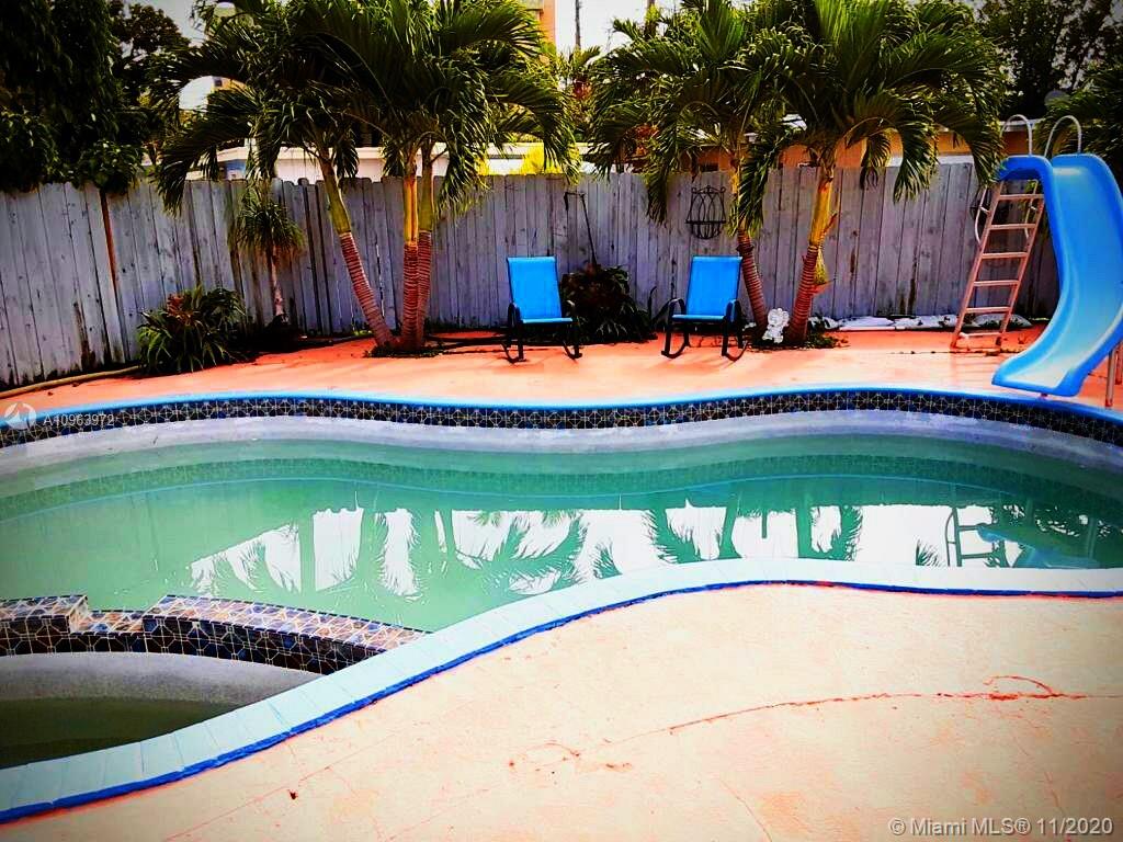 North Miami Beach, FL 33181,2224 NE 136th St