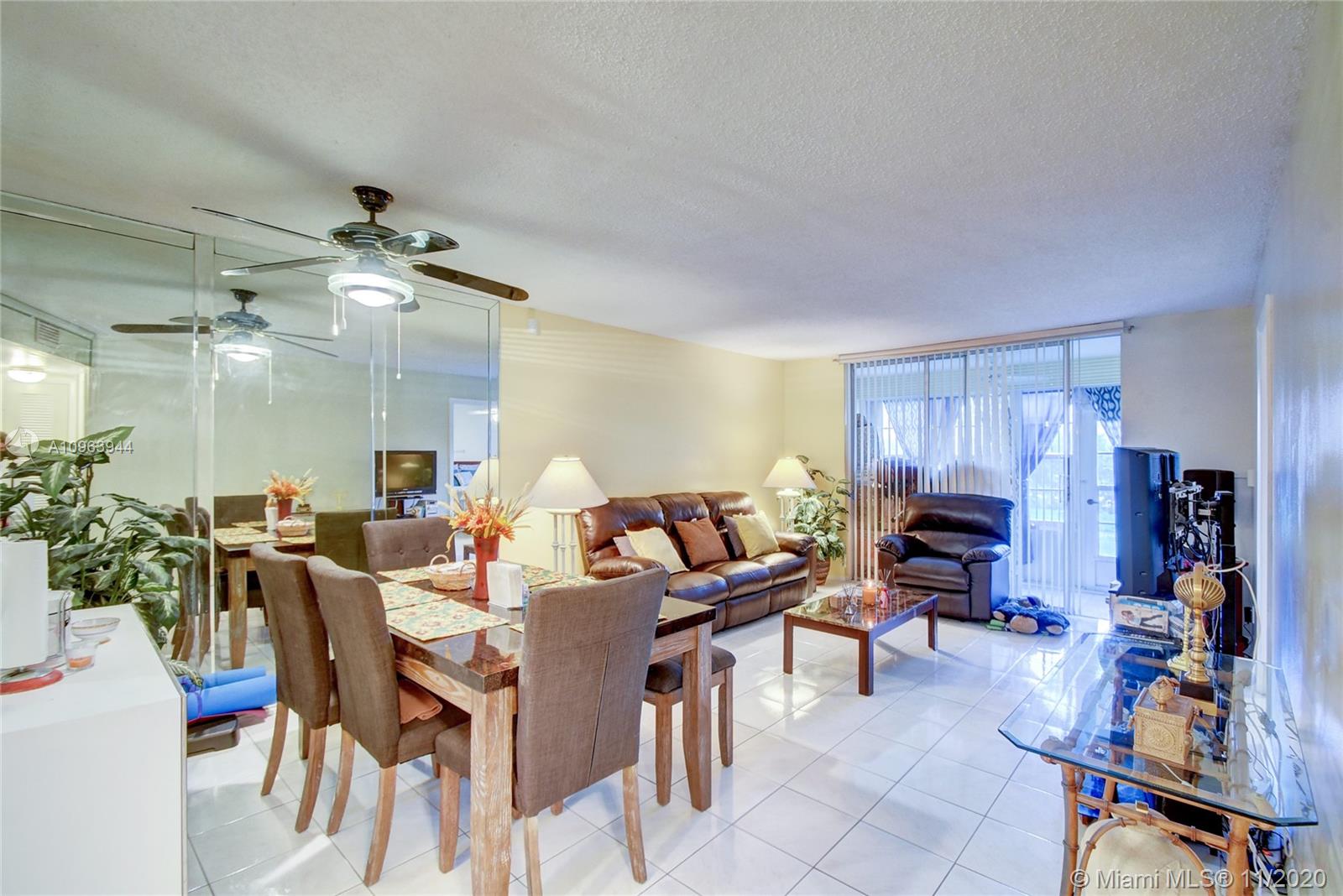 Sunrise, FL 33322,2600 W Sunrise Lakes Dr #102