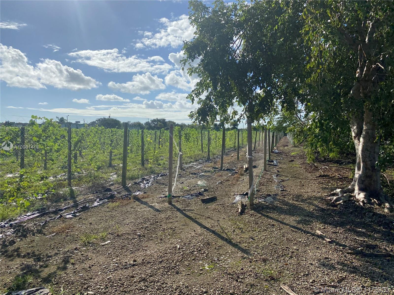 Homestead, FL 33030,322xx SW 187 AV