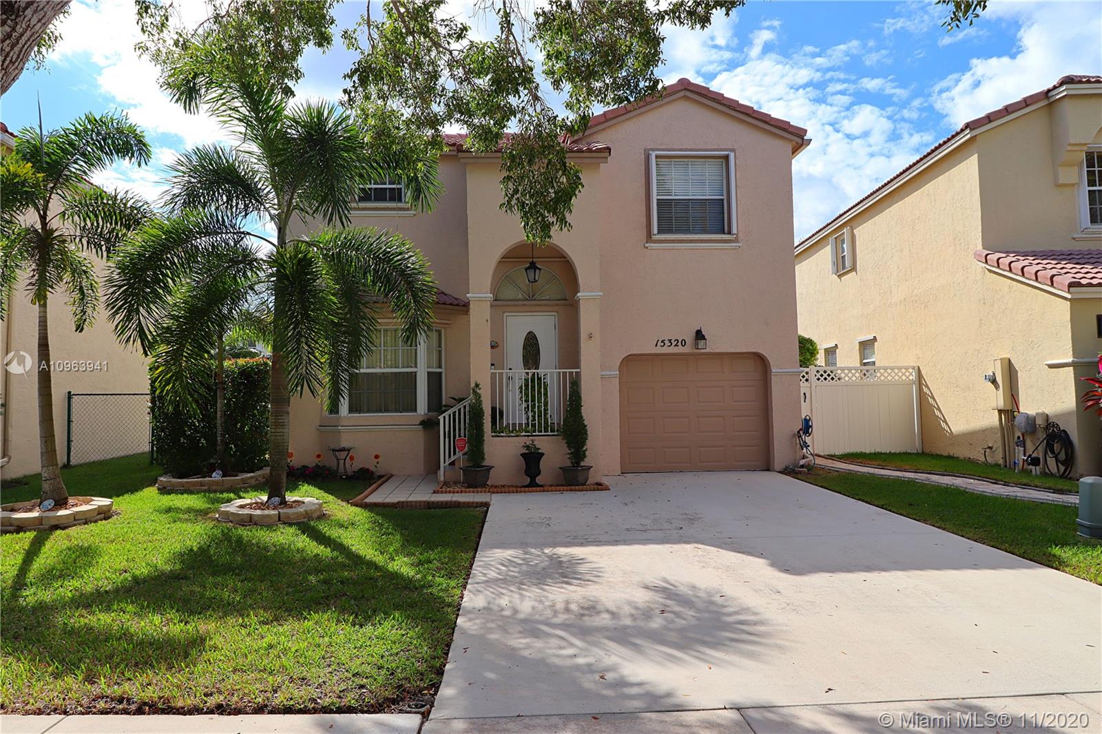 15320 NW 7th St,  Pembroke Pines,  FL 33028