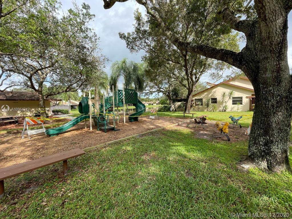 1590 NW 98th Way #., Pembroke Pines, FL 33024