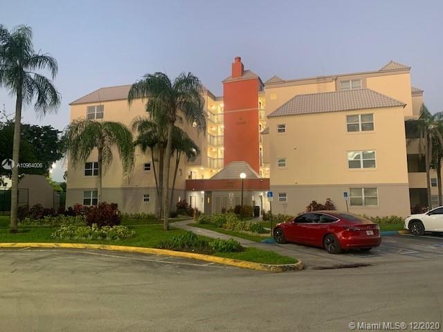 8215 Lake Dr #503, Doral, FL 33166