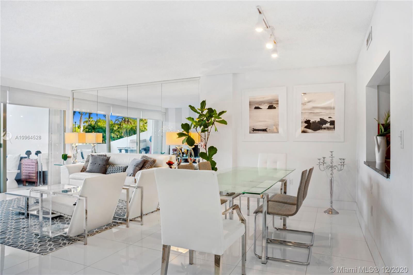 Key Biscayne, FL 33149,155 Ocean Lane Dr #210