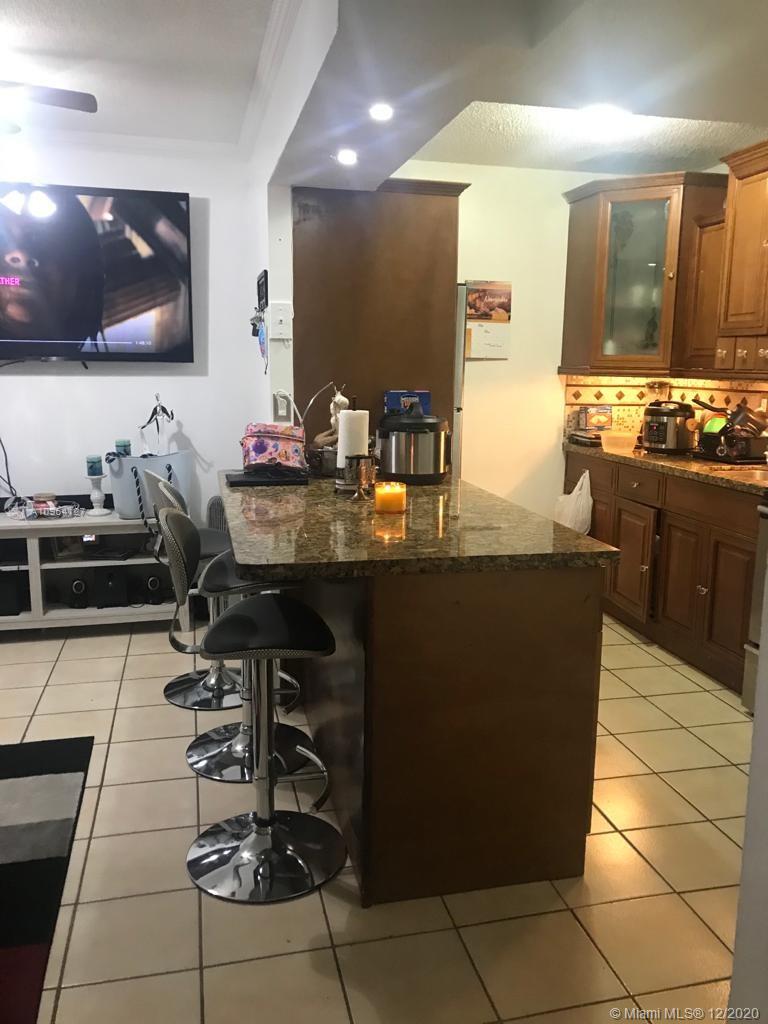 Miami, FL 33184,870 SW 129th Pl #205