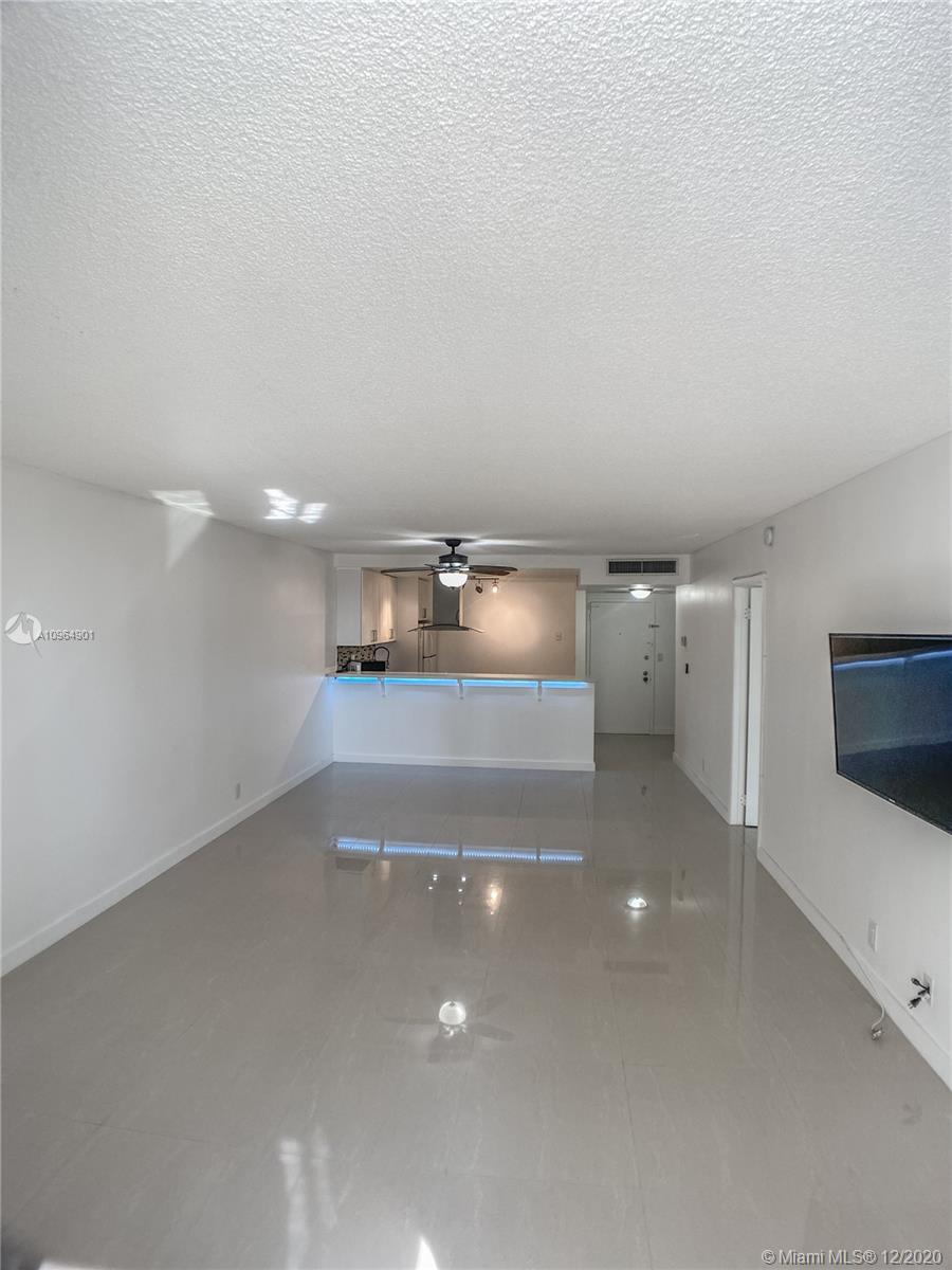 Hallandale Beach, FL 33009,600 Three Islands Blvd #317