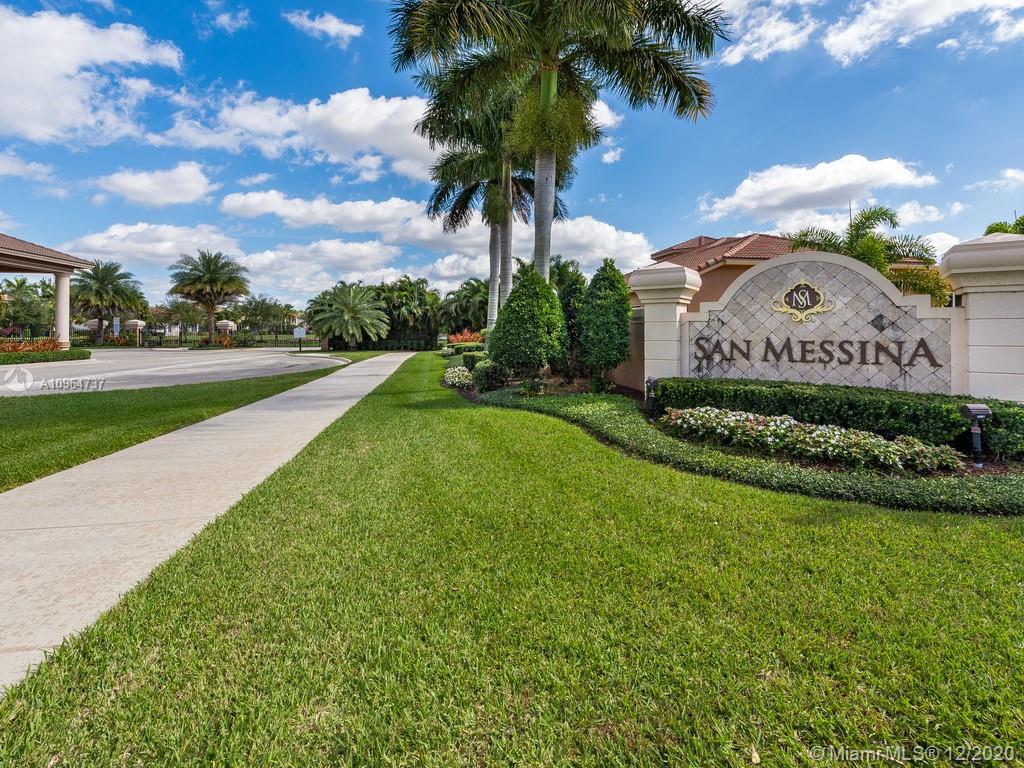 Lake Worth, FL 33467,8451 Club Estates Way